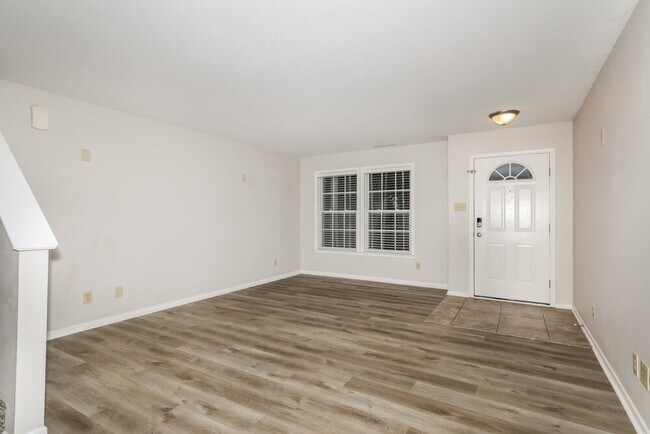 Foto del edificio - 10936 Mansfield Way