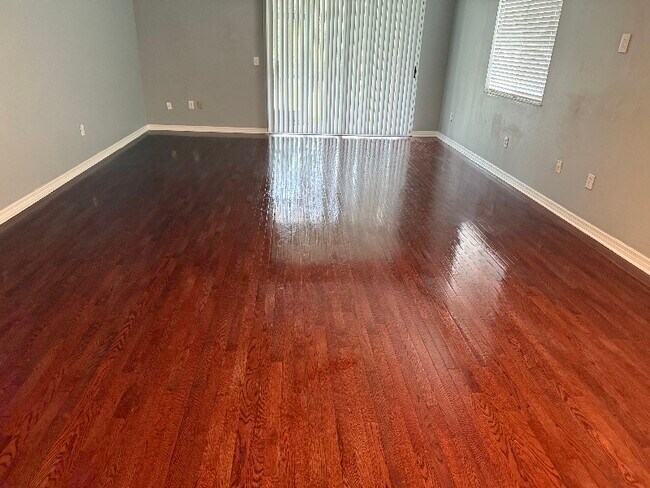 Foto del edificio - 18113 Nassau Point Dr