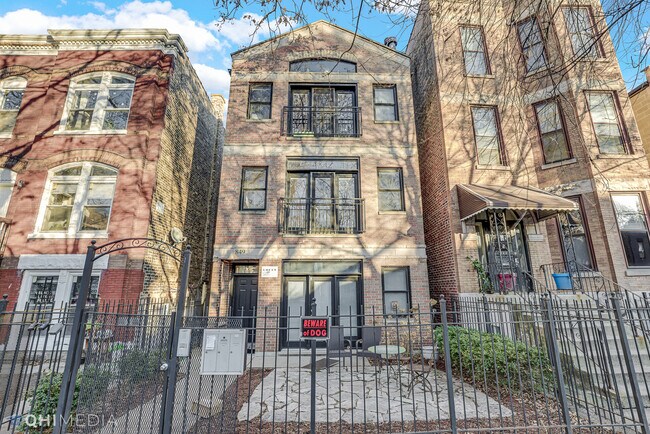 Foto del edificio - 849 N Mozart St