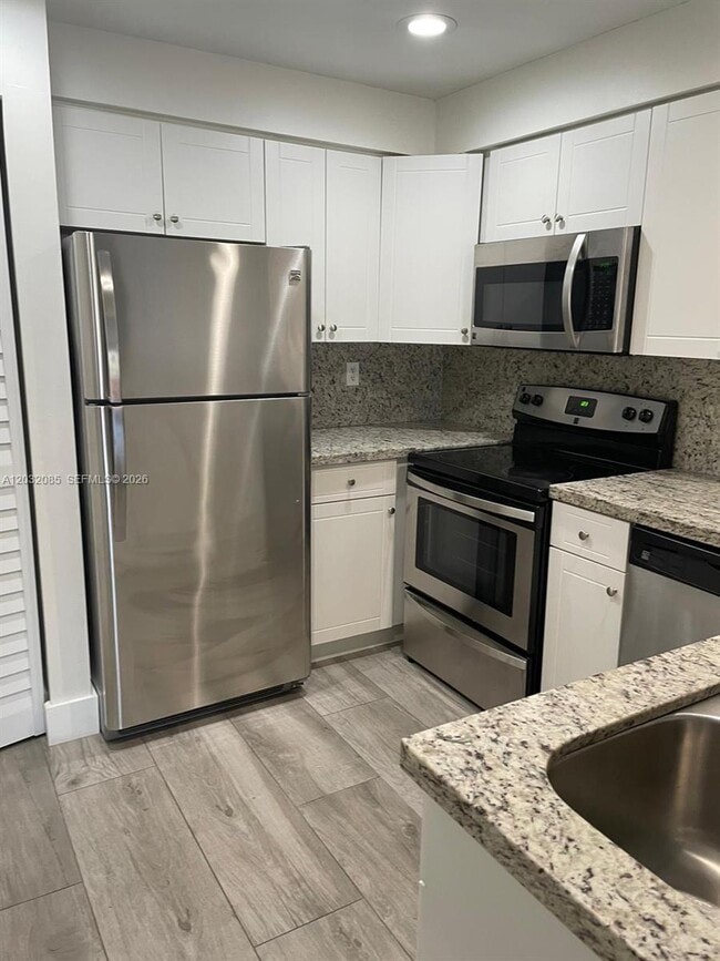 Building Photo - 8604 SW 156th Pl