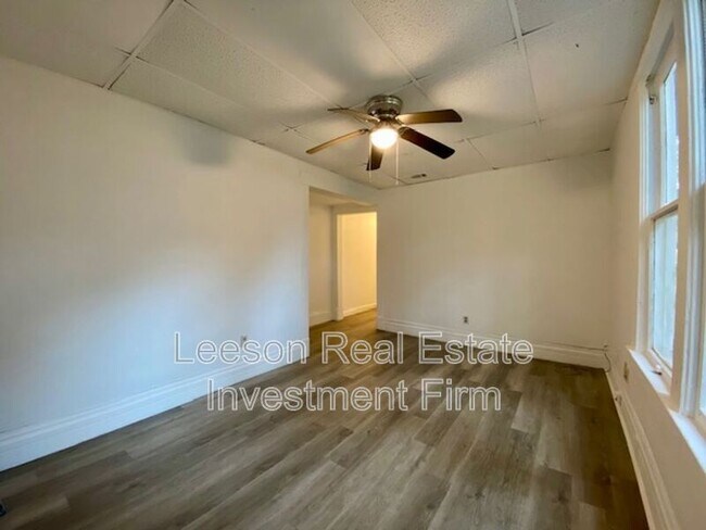 Foto del edificio - 426 Merrick St