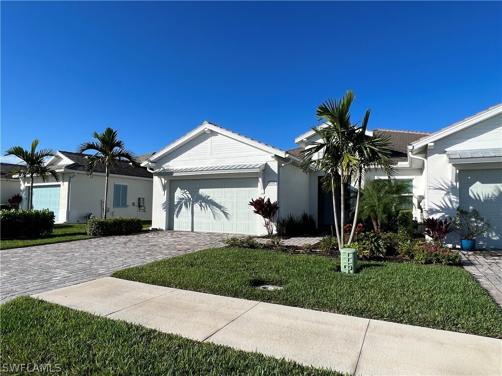 Building Photo - 9007 St Lucia Dr