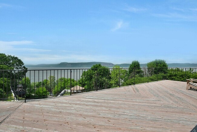 Building Photo - 64 Hudson Point Ln