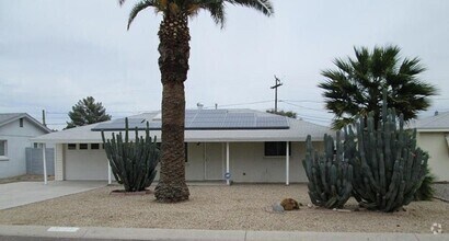 Building Photo - 11359 N 112th Dr