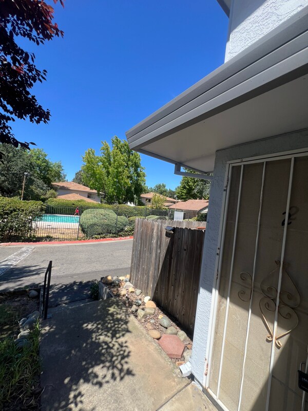 Building Photo - 4722 Greenholme Dr