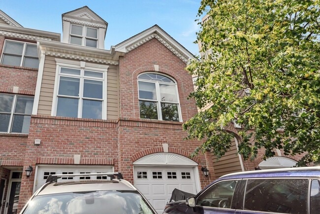 Building Photo - 172 Price Ct
