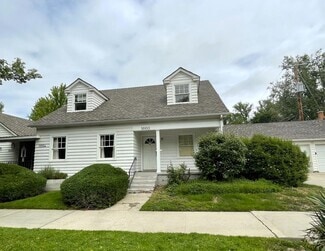 Building Photo - 1660 W Resseguie St