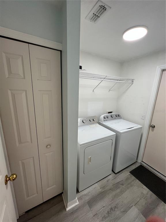 Foto del edificio - 2105 Atwater Dr