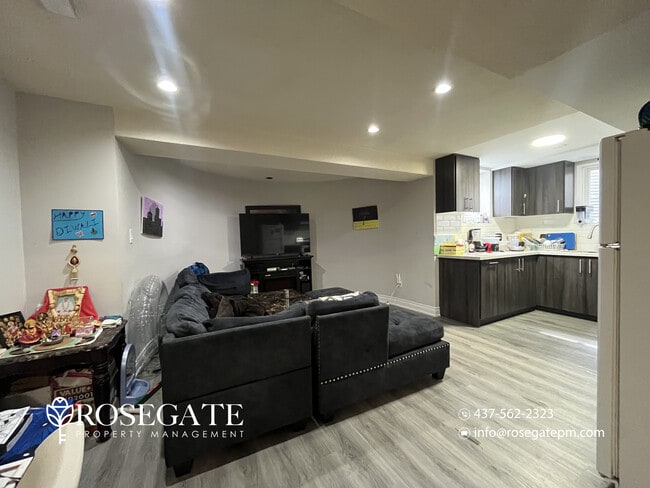 Building Photo - 2-Bedroom Basement Apartment in Mississauga | 800 Sq. Ft. + Parking