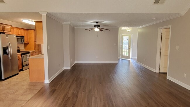 Building Photo - Doublecreek Subdivision