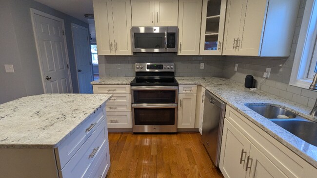 Foto del edificio - 161 Albion Rd