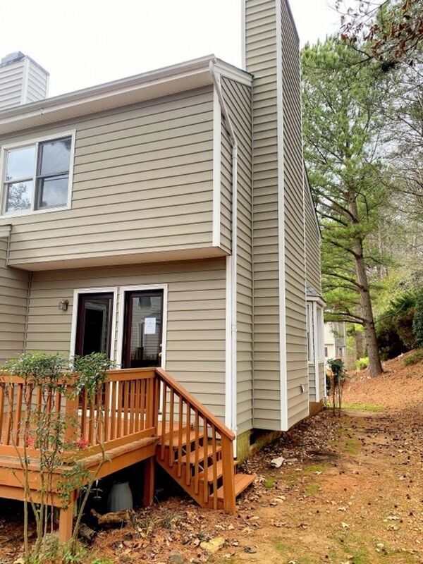 Building Photo - 2037 Trexler Ct