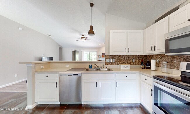 Foto del edificio - 9093 Fallsmill Dr
