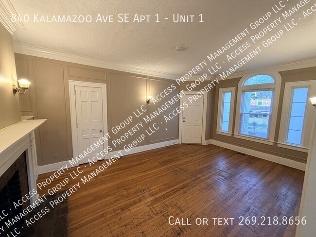Building Photo - 840 Kalamazoo Ave SE