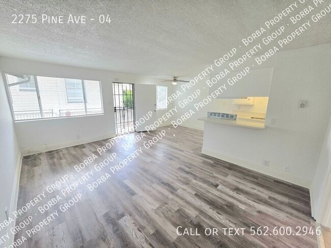 Building Photo - 2275 Pine Ave