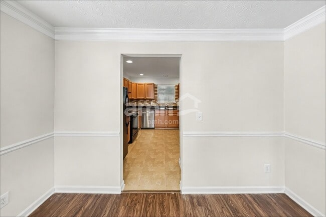Building Photo - 218 Wild Flower Ln