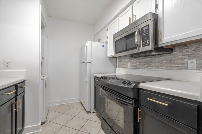 Photo - 2277 S Kirkwood Rd Apartment