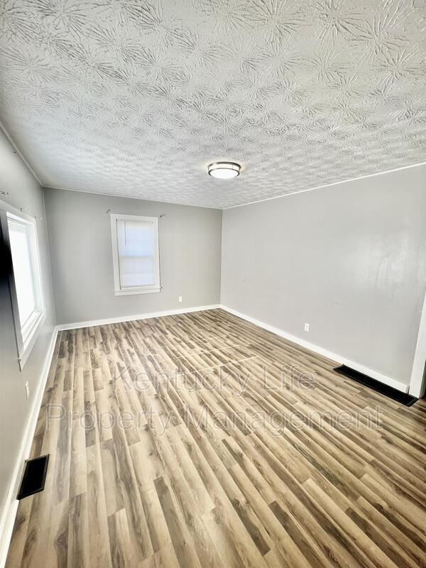 673 Bellows Mill Rd, Harrodsburg, KY 40330 House Rental in