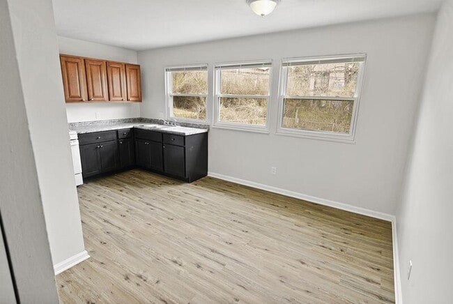 Building Photo - 11094 Worchester Dr