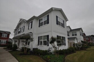 Building Photo - 2421 Leytonstone Dr