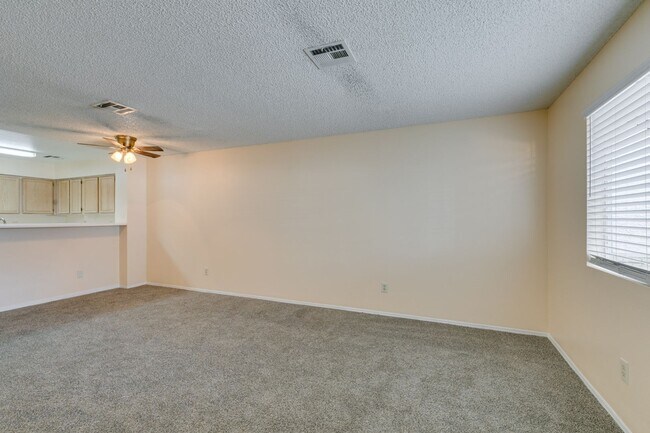 Building Photo - Bavington 2110