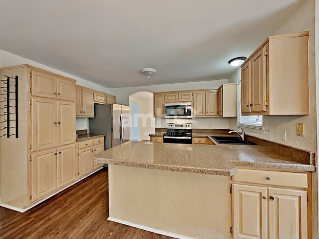 Building Photo - 4013 Windwood Ln