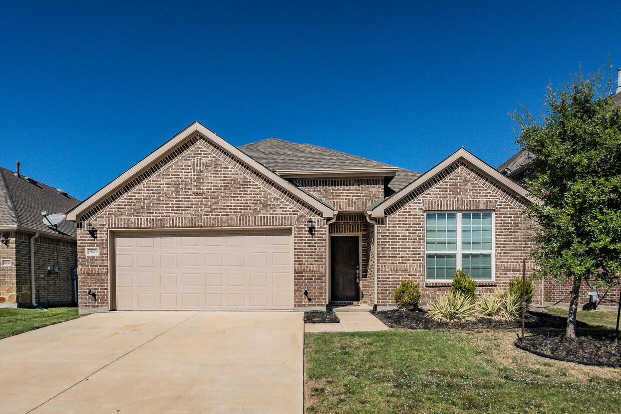 Spacious 3bed/3bath Ft Worth Retreat W/ Gy... House Rental in Fort