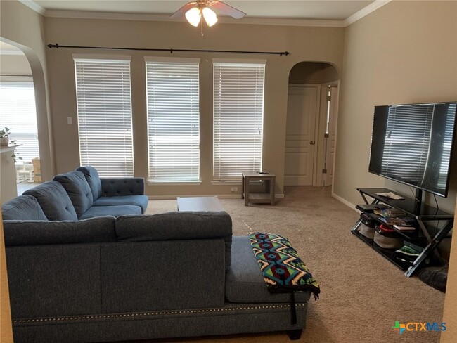Foto del edificio - 5829 Worthing Dr