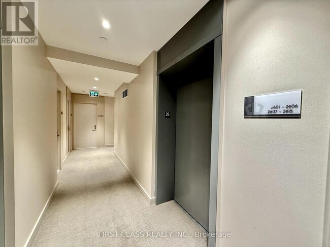 Building Photo - 115-2115 Blue Jays Way
