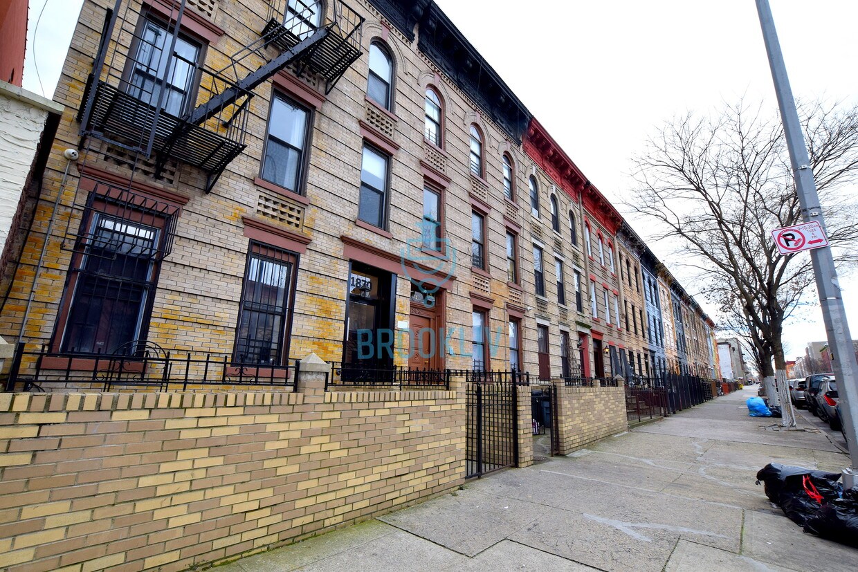 Foto principal - 1870 Prospect Pl