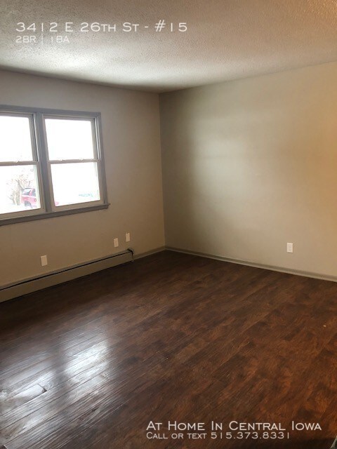 Foto del edificio - 3412 E 26th St