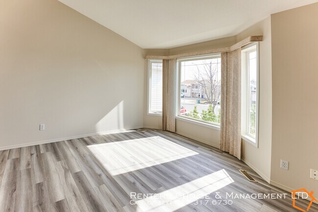 Photo du bâtiment - Executive Home in The Uplands!