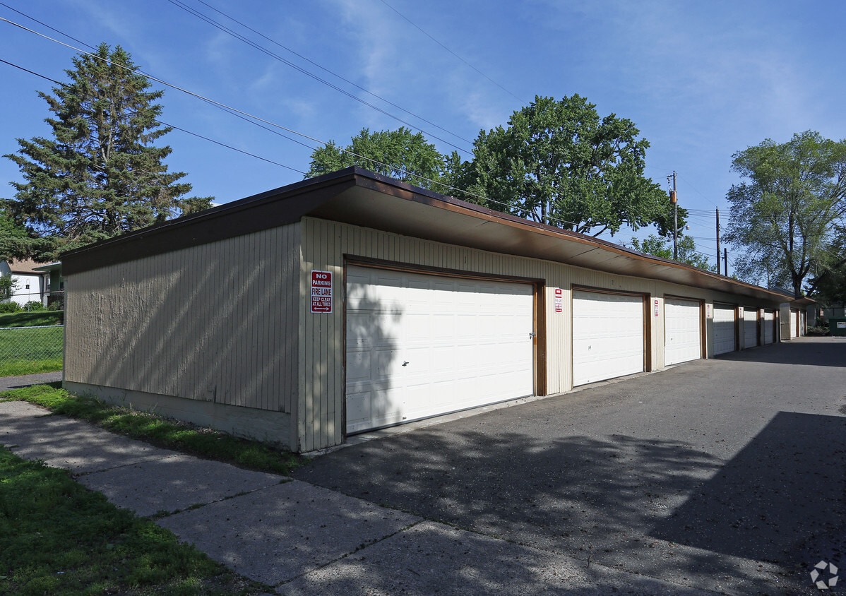 Building Photo - 1089 Burnquist St