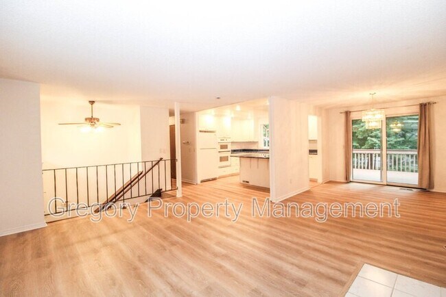 Foto del edificio - 19044 NE 165th Pl