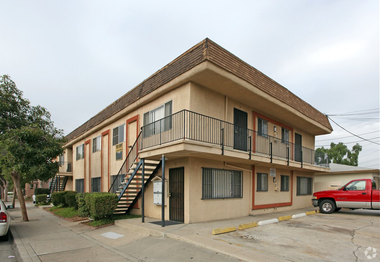 Foto principal - 529 E 16th St