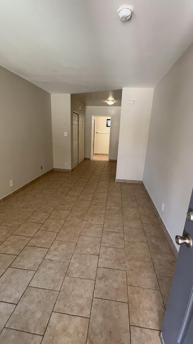 Interior Photo - 8742 Orion