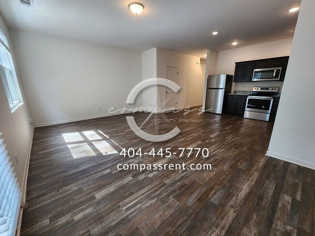 Building Photo - 2365 Camden Oak Way