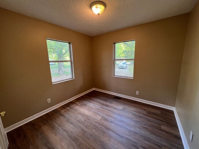 Foto del edificio - 3 Bedroom in Grant AL