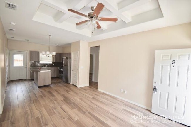 Building Photo - 3 bedroom in Alton TX 78573