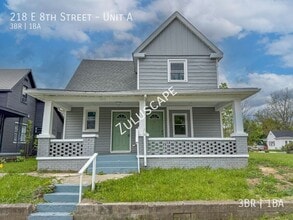Building Photo - 218 E 8th St