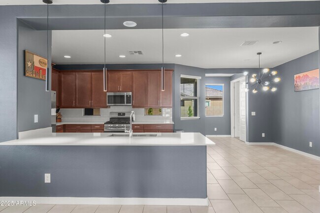 Foto del edificio - 16430 W Alameda Rd