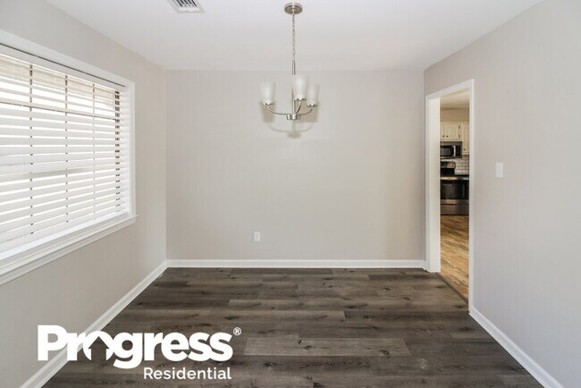 Building Photo - 7231 Lamesa Ln
