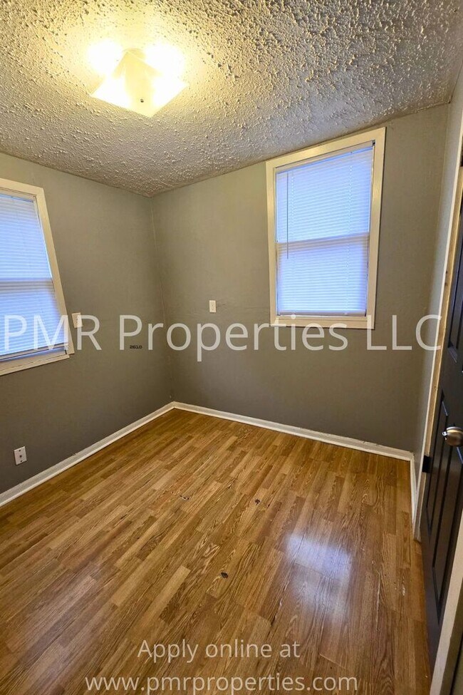 Foto del edificio - 823 3rd Ave