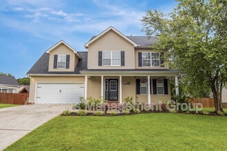 Building Photo - 1136 Paxton Dr
