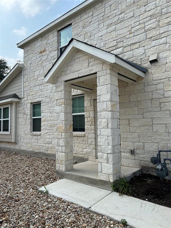 Building Photo - 1603 Fenton Hl Dr