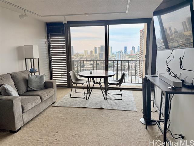 Building Photo - 1630 Liholiho St