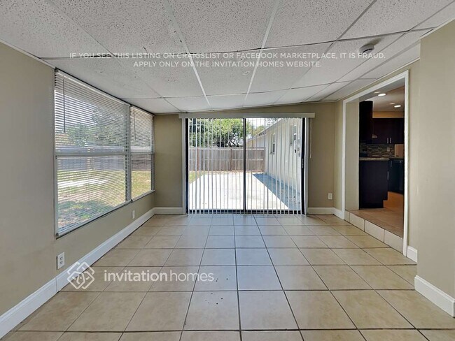 Foto del edificio - 5521 66th Ave N