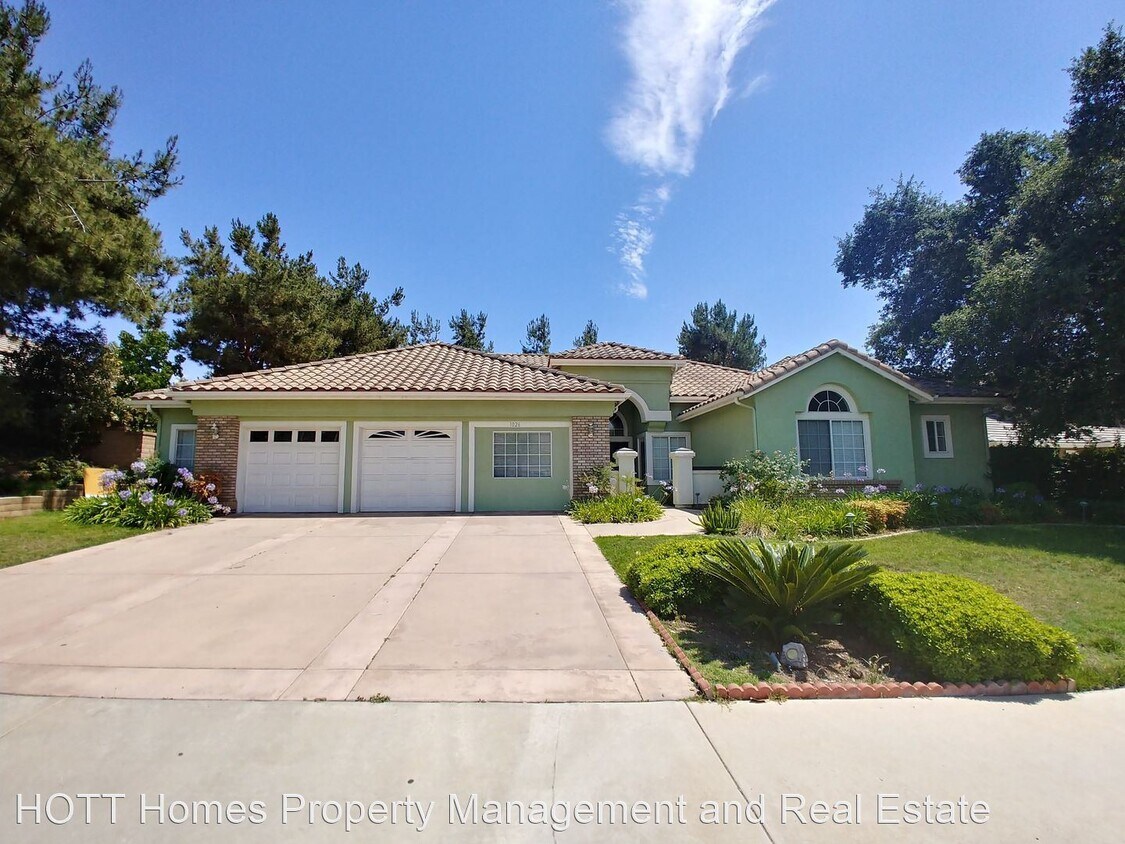 1026 Stonehedge Dr, Glendora, CA 91740 House Rental in Glendora, CA