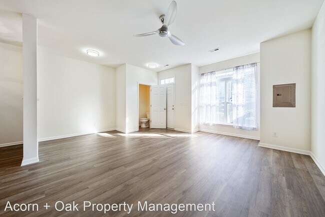 Foto del edificio - 3 br, 2.5 bath House - 1310 Canyon Rock Ct...