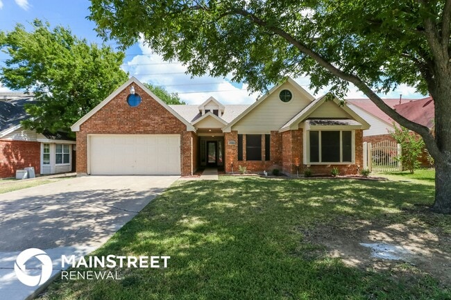 Building Photo - 3224 Woodstone Trail